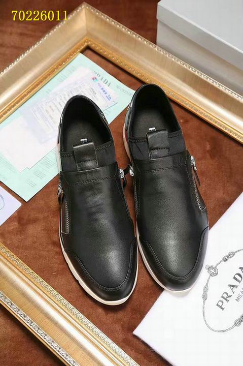 Prada casual shoes men-061